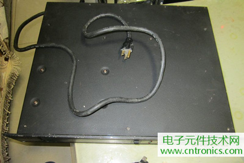 用料很給力!專業后級功放美國高峰FA1201拆解