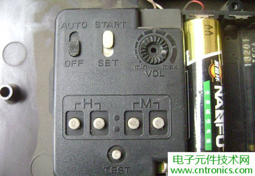 拆個老古董，日本精工石英電子掛鐘拆解