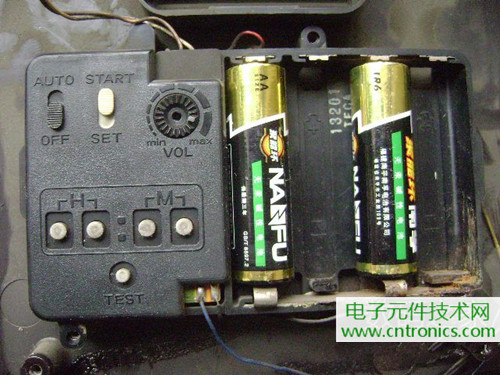 拆個老古董，日本精工石英電子掛鐘拆解