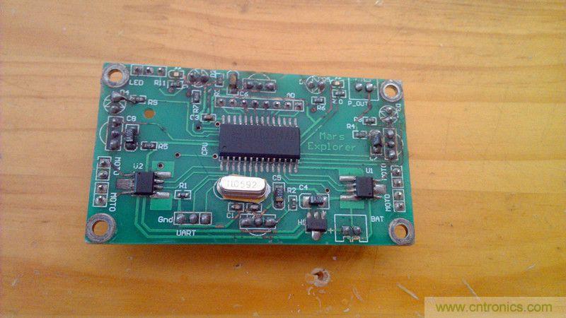 牛人力作！PCB版藍牙智能小車DIY