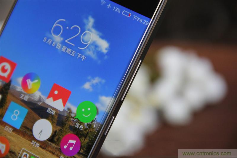無邊框的 nubia Z9 ，一款既有驚喜，又有驚艷的智能手機(jī)