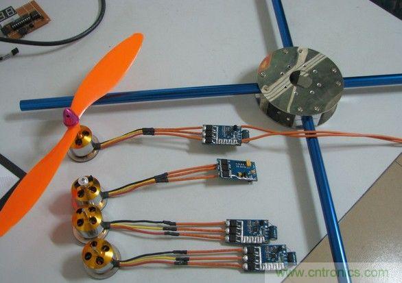 無人機 DIY 制作全過程，酷得不要不要的！