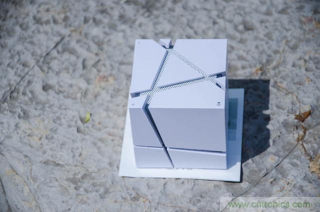 洛斐創意藍牙音箱，光與建筑點綴生活