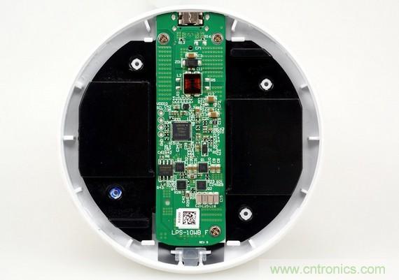 拆解對比:系出同門,小米、紫米無線充電器的差別有多大?