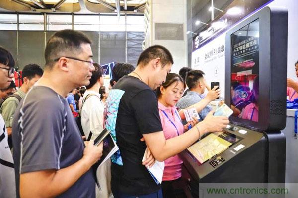明年再見！&ldquo;WAIE 2019第四屆上海國際人工智能展覽會暨人工智能產業(yè)大會&rdquo;完美落幕！