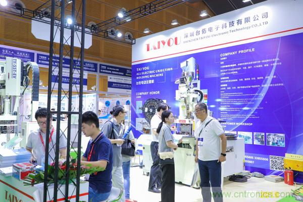 2019具有影響力的連接器線纜線束加工展覽會今日在深圳開幕,匯聚全球近500家廠商參展 國內(nèi)外知名品牌廠商薈萃 一站看盡全產(chǎn)業(yè)盛景